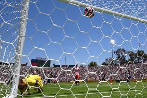 Jan Oblak prima gol na Atletiko Pari Sen Žermen