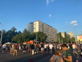 Novi Beograd barikade studenti 4.jpg