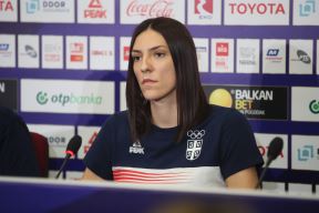 Tijana Bošković na konferenciji za medije