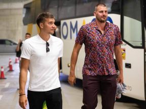 Nikola Jokić sa Bogdanom Bogdanovićem