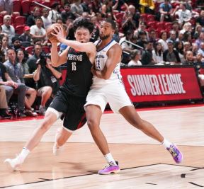 Hansen Jang na debitantskom nastupu za Portland