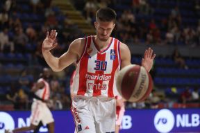 Filip Petrušev na utakmici protiv Derbija