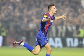 Andrej Kostić slavi prvi gol za Partizan protiv Železničara