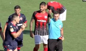 Seol crveni karton (2).jpg