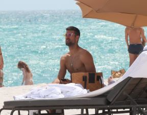 Novak Đoković na plaži u Majamiju