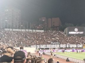 Transparent navijača Partizana (2).jpg