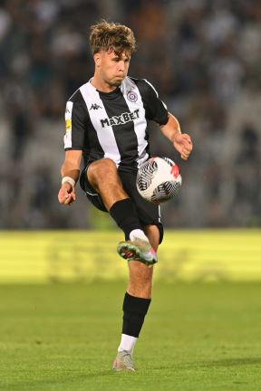Bogdan Kostić iz FK Partizan na meti Bolonje