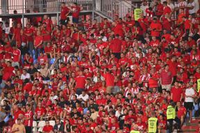 Crvena Zvezda - Leh (1).jpg