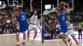 Nikola Jokić pogađa pod faulom