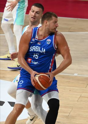 Nikola Jokić protiv Alena Omića na Srbija Slovenija