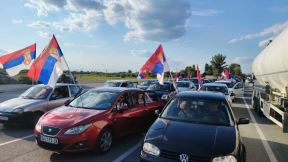 okupaljenje građana protiv blokada