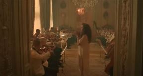 film Couture Anđelina Džoli (7).jpg