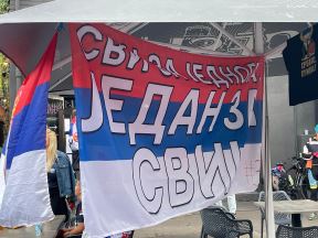 Navijači Srbije u Rigi pred meč sa Estonijom (3).jpg