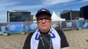 Goran navija za Srbiju u Rigi.jpg