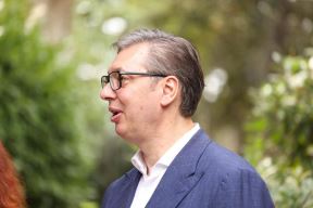 Vučić sa Lolitom Davidovič (2).jpg