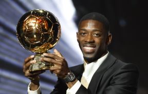 Usman Dembele podigao Zlatnu loptu