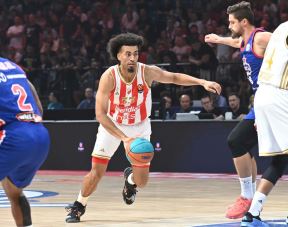 Crvena zvezda CSKA Moskva VTB Superkup 2.jpg