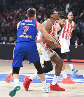 Crvena zvezda CSKA Moskva VTB Superkup 3.jpg