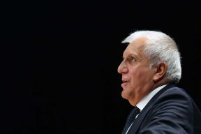Željko Obradović na meču Partizan Dubai