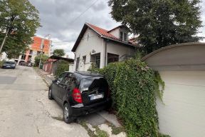 Nekadašnja kuća Usnije Redžepove  (4).jpg