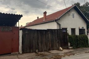 Nekadašnja kuća Usnije Redžepove  (5).jpg