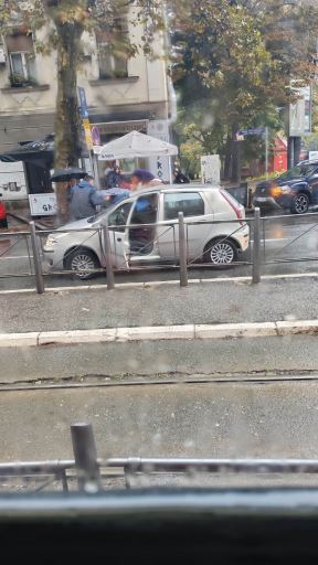 Saobraćajna nesreća na Bulevaru (3).jpg