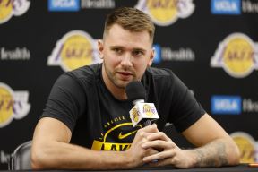 Luka Dončić na konferenciji za medije pred novu NBA sezonu