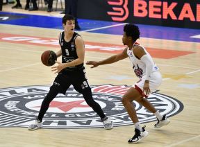 Lazar Stefanović na utakmici Partizan FMP