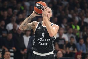 Partizan - Efes  (4).JPG
