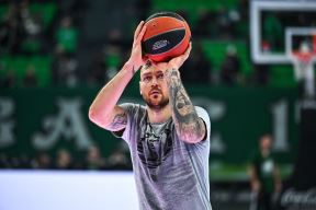 Donatas Motiejunas šutira