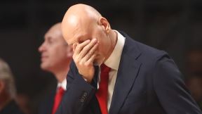 Saša Obradović se hvata za glavug