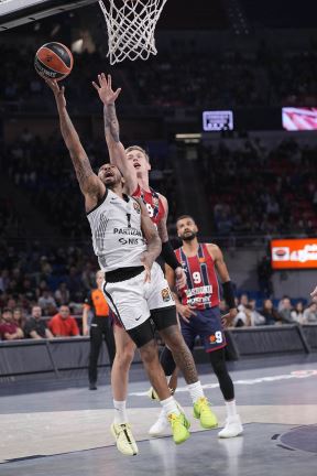 Baskonija - Partizan (8).jpg