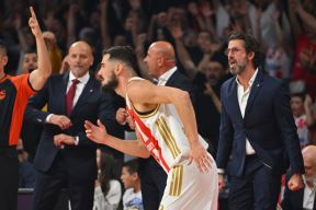Nikola Kalinić na meču Zvezde i Real Madrida
