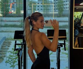 Gabrijela Miranda, devojka fudbalera Endrika (3).jpg