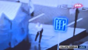 pucnjava ispred Skupstine.jpg