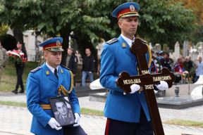 Sahrana Nebojše Pavkovića (3).jpg