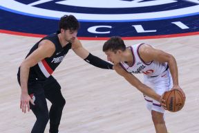 Bogdan Bogdanović i Deni Avdija 4.jpg