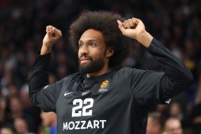 Džabari Parker u opremi Partizana.