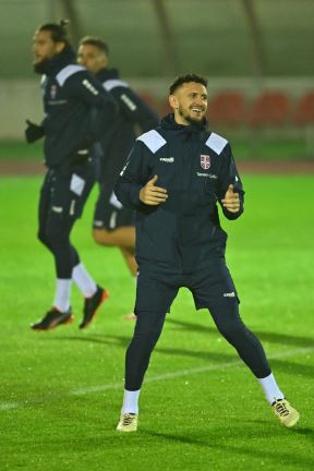 Prvi trening Veljka Paunovića 4.JPG
