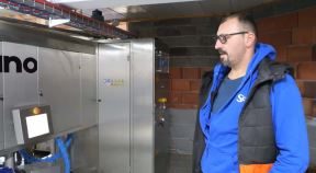 robot muze krave na Vlašiću 4.jpg