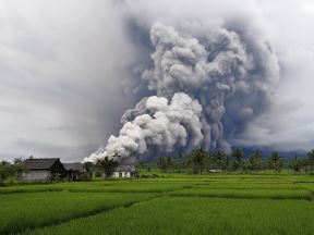 vulkan erupcija (2).jpg