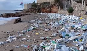 jugo naneo smeće iz Albanije u Dubrovnik (4) copy.jpg