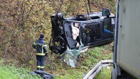 Prevrnut auto kod Čačka