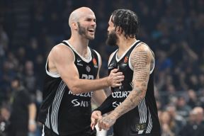 Duejn Vašington i Nik Kalates slave koš na Partizan Bajern