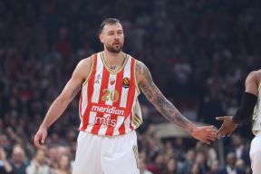 Crvena Zvezda - Barselona (6).jpg