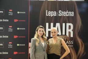3 Model sa hair-stilistkinjom Vasilisom Maljm copy.jpg