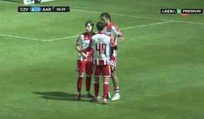 Džej Enem gol protiv Araua  1.jpg