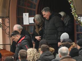 Mika Aleksić sahrana