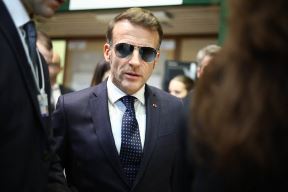 Emanuel Makron (2).jpg
