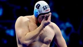 Nikola Jakšić se drži za glavu u polufinalu Evropskog prvenstva